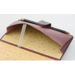 altes Notizbuch mit medizinischen Notizen und Bleistift – Bild 6