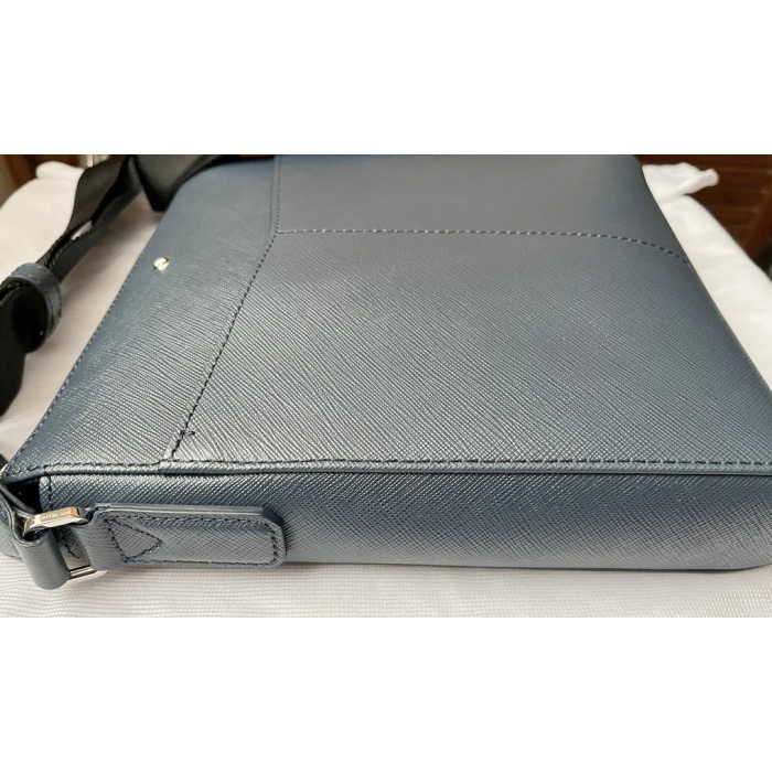 Montblanc-Sartorial-Envelope-Bag-128567-2