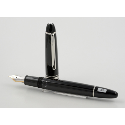 Montblanc MEISTERSTUeCK PLATINUM LEGRAND 146 FUeLLFEDERHALTER 2849