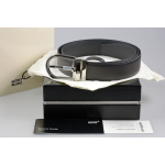 Montblanc Guertel aus Leder in Grau mit hufeisenfoermiger Schliesse 129437