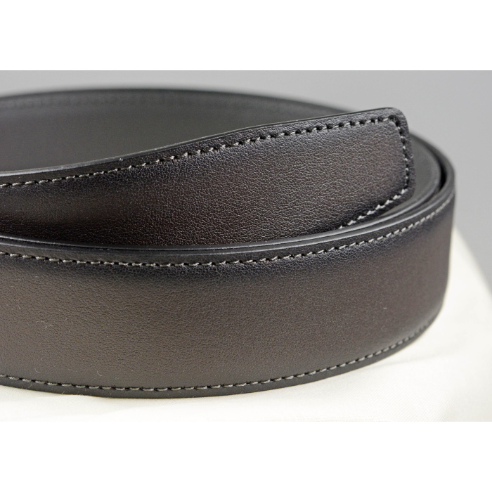 Montblanc Guertel aus Leder in Grau mit hufeisenfoermiger Schliesse 129437