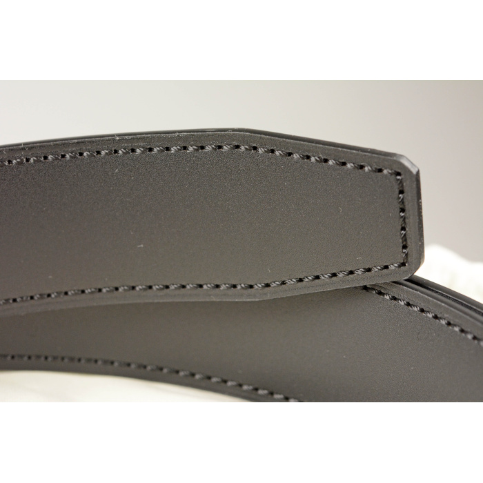 Montblanc Gürtel aus wendbarem Leder in Schwarz Blau mit hufeisenförmiger Schließe 128784_6 Montblanc-Guertel-aus-wendbarem-Leder-in-Schwarz-Blau-mit-hufeisenfoermiger-Schliesse-128784