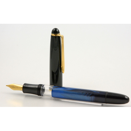 Vintage-Senator-Windsor-Kolbenfueller-Blau