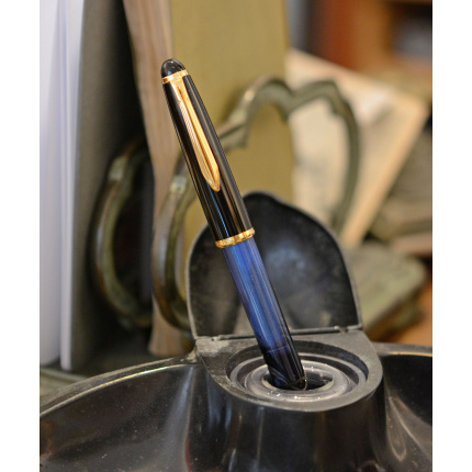 Vintage-Senator-Windsor-Kolbenfueller-Blau