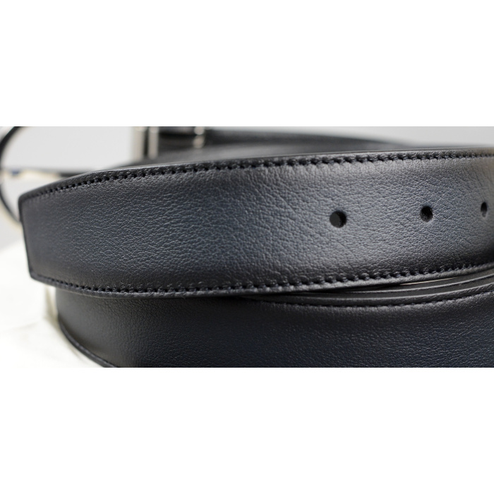 Montblanc Gürtel aus Leder in Blau mit hufeisenförmiger Schließe 123888 3 Montblanc Gürtel aus Leder in Blau mit hufeisenförmiger Dornschließe 123888 – Bild 3